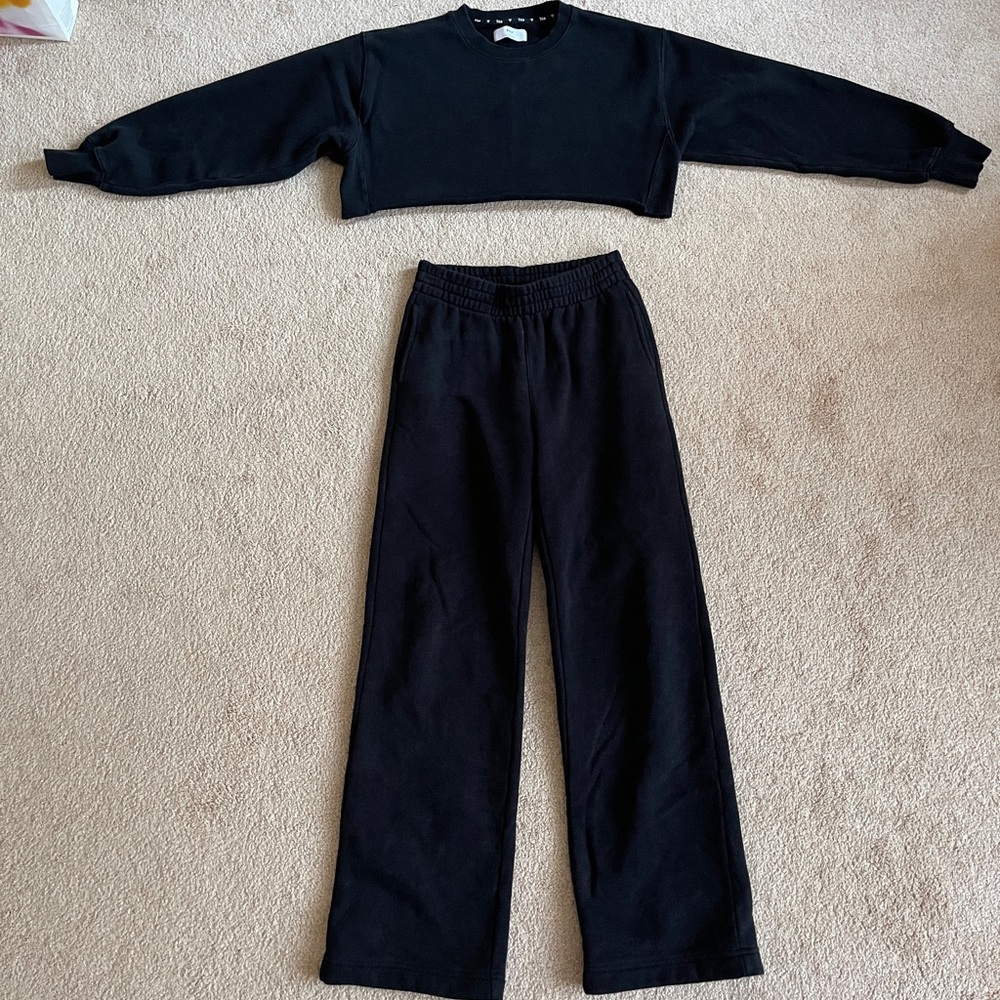 TNA Cozy Fleece Sweat Set